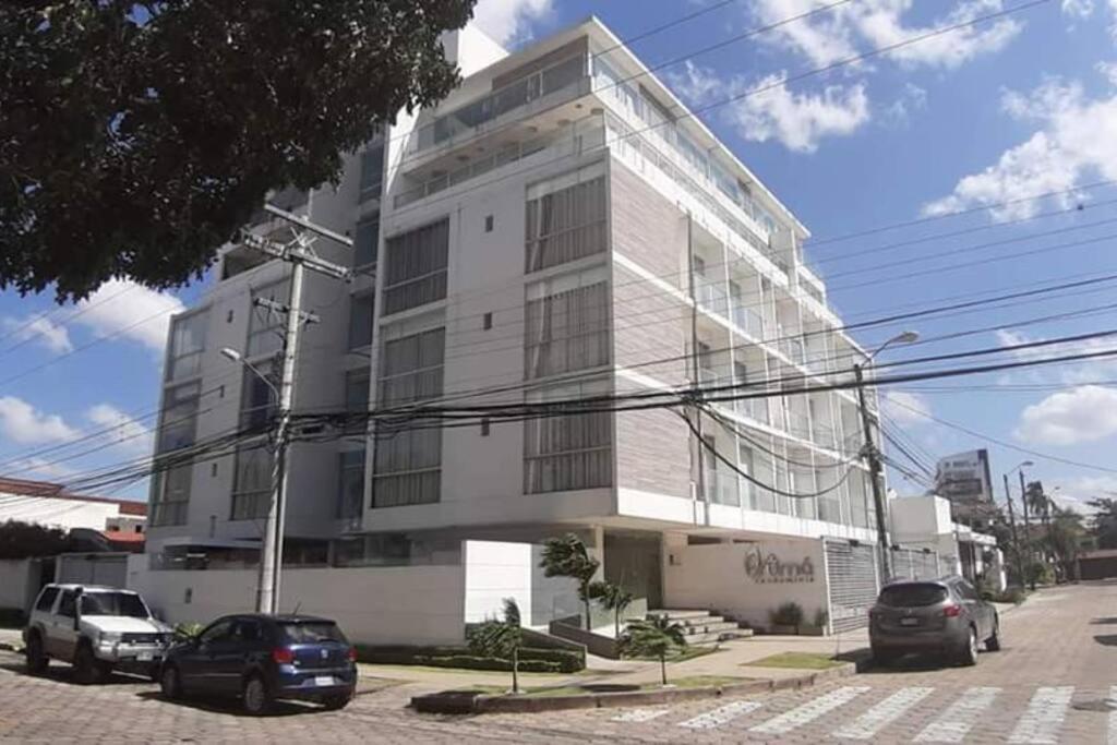 Elegante Departamento En Urbarí - Cond. Aruma Apartamento Santa Cruz de La Sierra